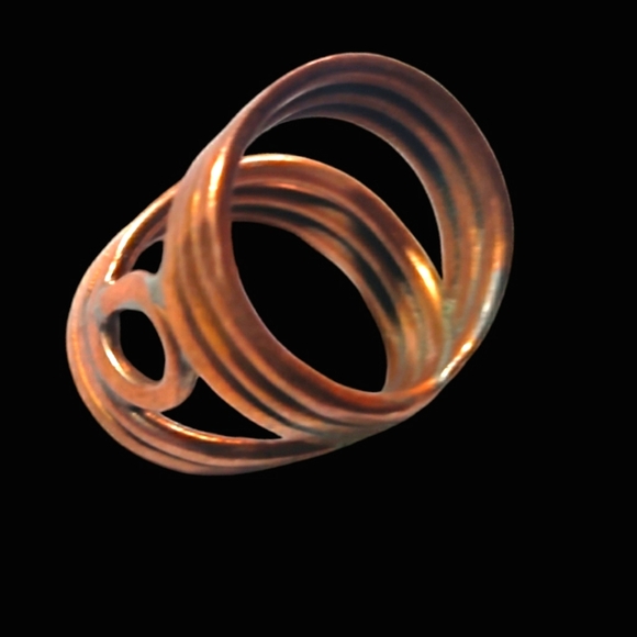 Ring - Picture 2 of 4